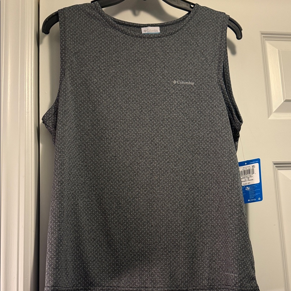 Columbia Women's Dark Gray Tank Top Size L. NWT